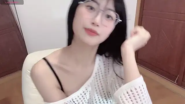 4uoki online show from 03/21/25, 07:35