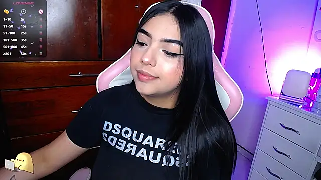 Snapshot of eva_six chatting on 12/04/24, 08:29 eva six online show from 12/04/24, 08:29