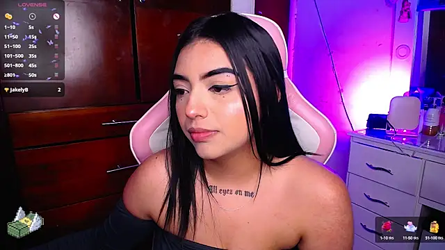 Snapshot of eva_six chatting on 01/27/25, 09:33 eva six online show from 01/27/25, 09:33