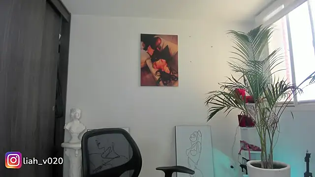 liah v online show from 01/22/25, 04:44