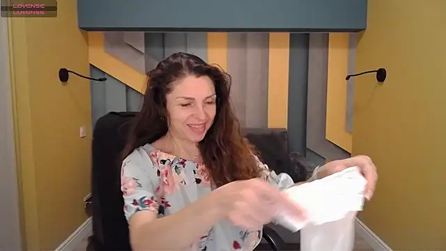 EllaLong online show from 01/29/25, 12:35