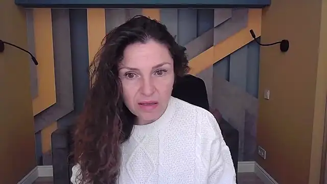 EllaLong online show from 11/04/25, 12:26