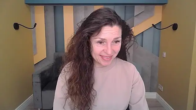 EllaLong online show from 03/07/26, 12:24