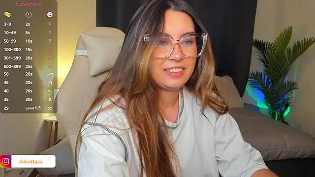 dakottaa  online show from 03/06/26, 11:34