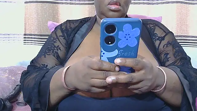 BustyyGoddess online show from 11/25/25, 09:31