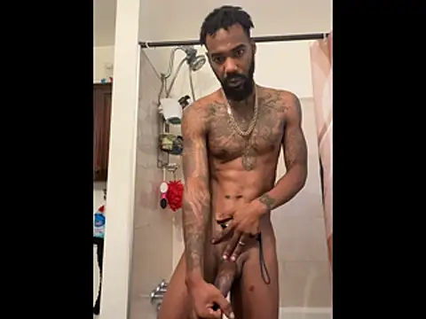 Snapshot of fulsome_change223 chatting on 10/17/25, 11:35 fulsome change223 online show from 10/17/25, 11:35