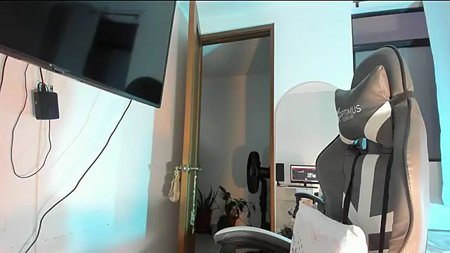 joss 111 online show from 04/16/26, 11:00