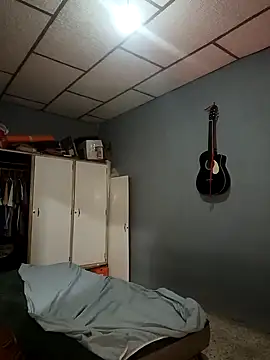 DanelyLopez online show from 02/06/25, 12:33