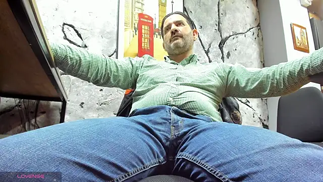 Maxi TheBigDaddy online show from 01/17/26, 04:00