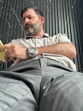 Maxi TheBigDaddy online show from 07/07/26, 02:54