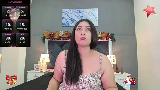 Lauralove 69 online show from 12/19/25, 09:00