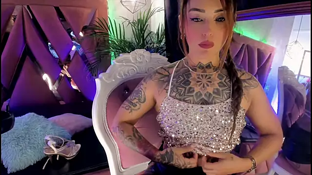 Megan inked online show from 03/01/25, 06:46