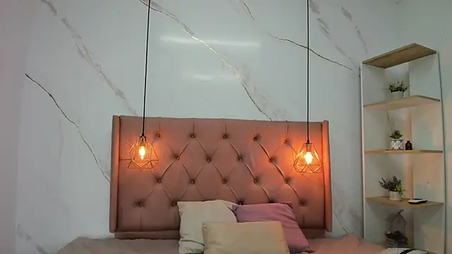 Belle Brunette online show from 11/27/25, 08:44