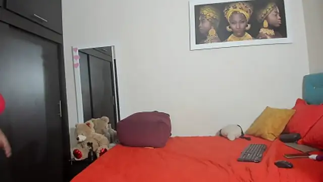 megan-hotxx online show from 11/27/25, 03:30