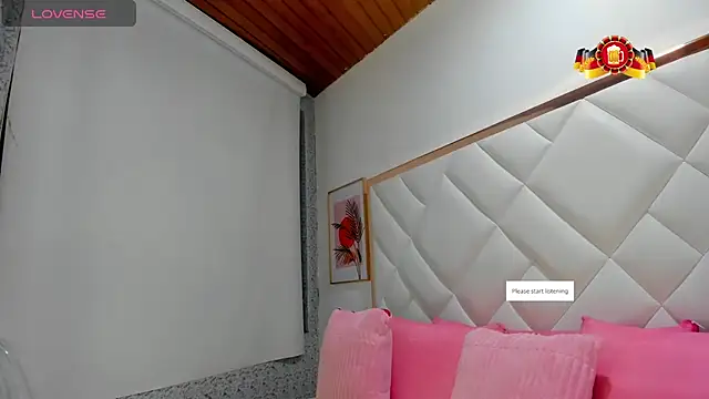 EmiliBonnie online show from 09/28/25, 10:37