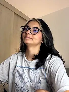 Cat2525 online show from 11/25/25, 02:33