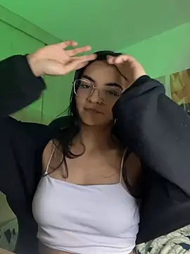 Cat2525 online show from 04/13/26, 07:19