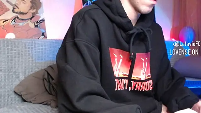 Snapshot of Midnighter_ chatting on 01/22/25, 02:15 Midnighter  online show from 01/22/25, 02:15