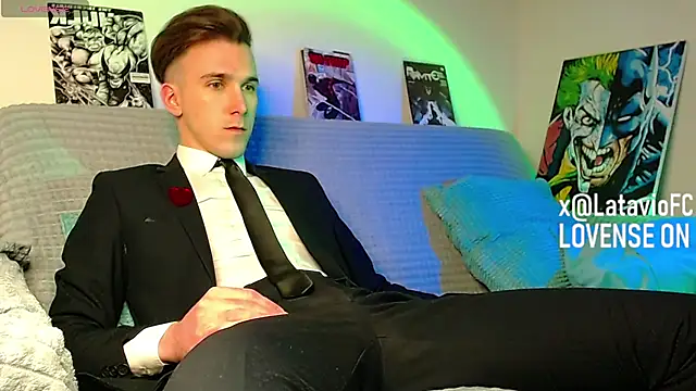 Midnighter  online show from 04/10/26, 06:56