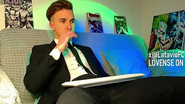 Midnighter  online show from 04/12/26, 10:15