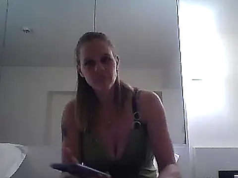 WildScorpio86 online show from 01/29/25, 03:26