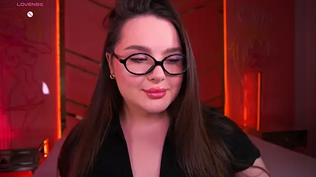 Snapshot of CuteAmberr chatting on 02/06/25, 10:21 CuteAmberr online show from 02/06/25, 10:21