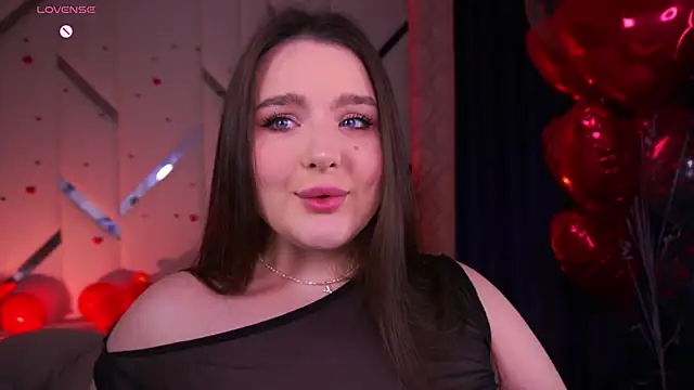 Snapshot of CuteAmberr chatting on 02/14/25, 10:25 CuteAmberr online show from 02/14/25, 10:25