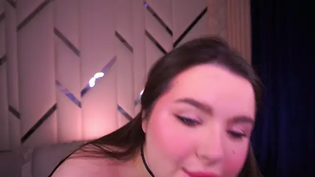 Snapshot of CuteAmberr chatting on 03/05/25, 12:05 CuteAmberr online show from 03/05/25, 12:05