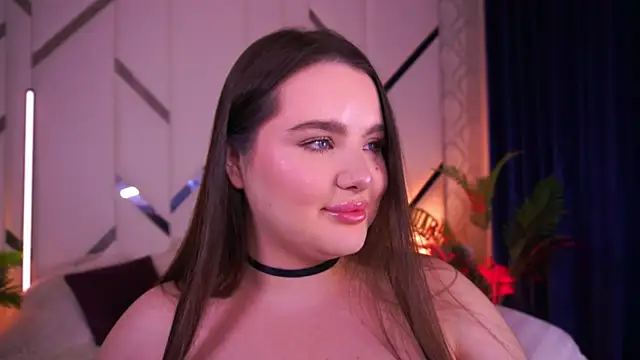 Snapshot of CuteAmberr chatting on 12/15/25, 12:26 CuteAmberr online show from 12/15/25, 12:26