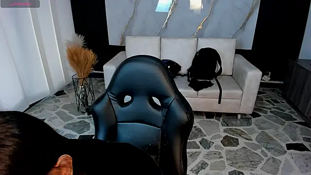 charlottewhitte online show from 03/21/26, 11:26