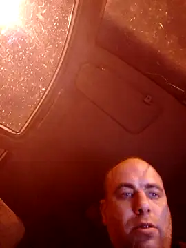 Snapshot of mustican422 chatting on 02/08/25, 06:01 mustican422 online show from 02/08/25, 06:01