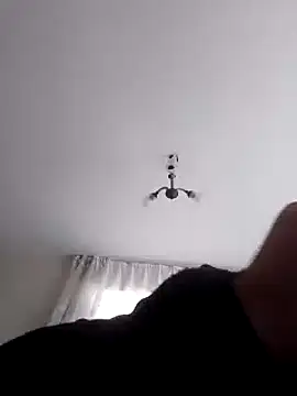 Snapshot of mustican422 chatting on 02/09/25, 01:14 mustican422 online show from 02/09/25, 01:14