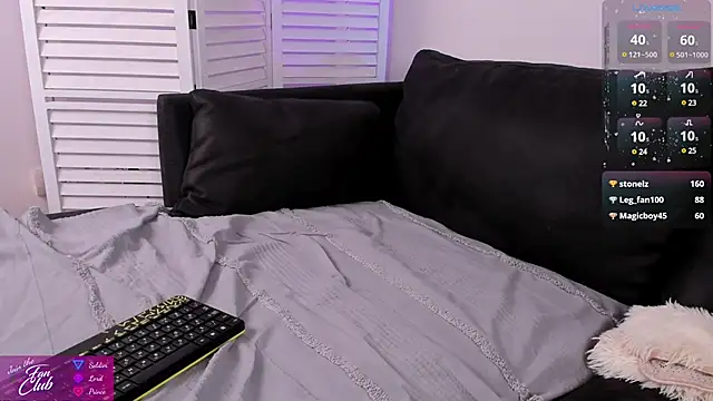 Janes Art online show from 12/14/24, 07:14