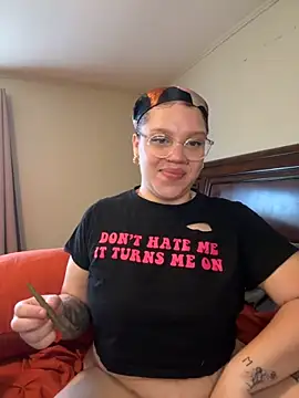 QueenNuttCollector online show from 09/09/25, 09:03