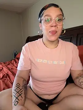 QueenNuttCollector online show from 09/10/25, 04:07