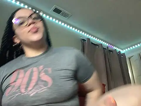 QueenNuttCollector online show from 05/24/26, 07:19