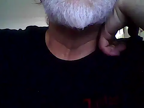 Snapshot of xcimeru chatting on 07/10/26, 01:36 xcimeru online show from 07/10/26, 01:36