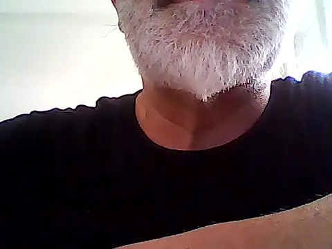 Snapshot of xcimeru chatting on 07/11/26, 06:38 xcimeru online show from 07/11/26, 06:38