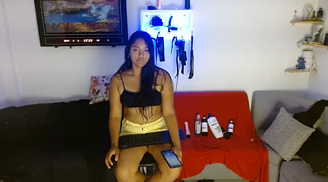 Snapshot of Chiara_petterson chatting on 03/07/25, 03:19 Chiara petterson online show from 03/07/25, 03:19