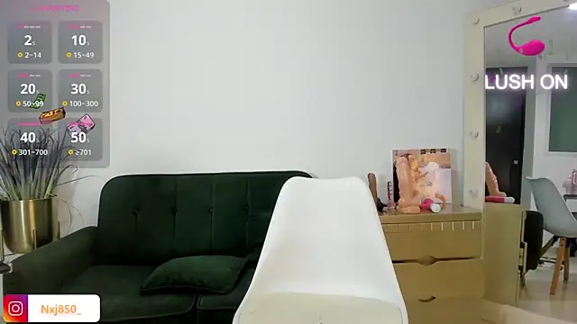 HOTBLACKANDWHITE2 online show from 01/30/25, 09:58