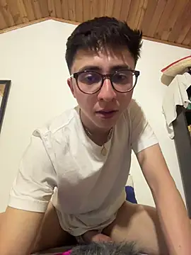 CamiRojas boy online show from 03/12/26, 03:45