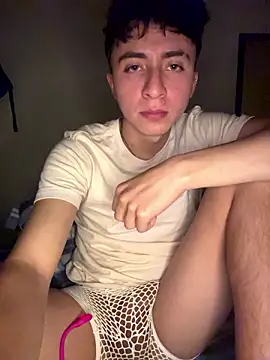 Snapshot of CamiRojas_boy chatting on 07/12/26, 03:08 CamiRojas boy online show from 07/12/26, 03:08