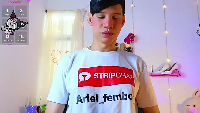 Ariel Femboy  online show from 03/16/25, 07:27