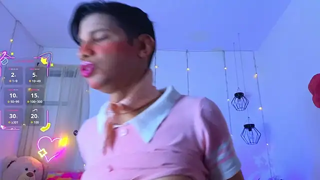 Ariel Femboy  online show from 12/21/25, 05:03