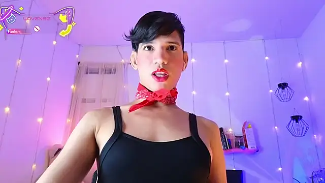 Ariel Femboy  online show from 01/11/26, 05:23