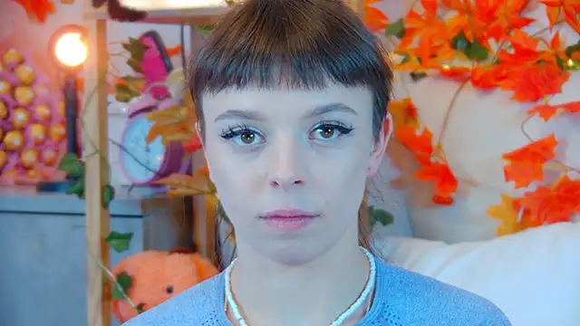 ElisabethDavis online show from 10/21/25, 08:20