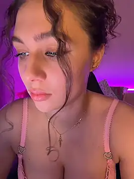 Snapshot of Your_insomniya chatting on 04/19/26, 10:23 Your insomniya online show from 04/19/26, 10:23