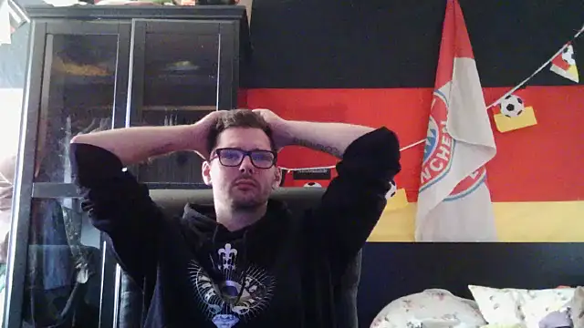 Die-geile-Sau online show from 03/23/26, 01:26