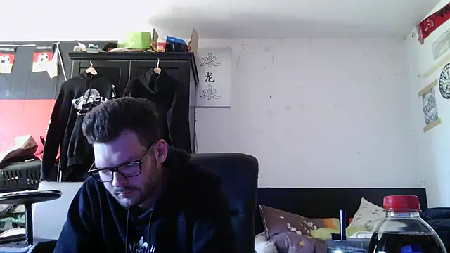 Snapshot of Die-geile-Sau chatting on 05/01/26, 11:37 Die-geile-Sau online show from 05/01/26, 11:37