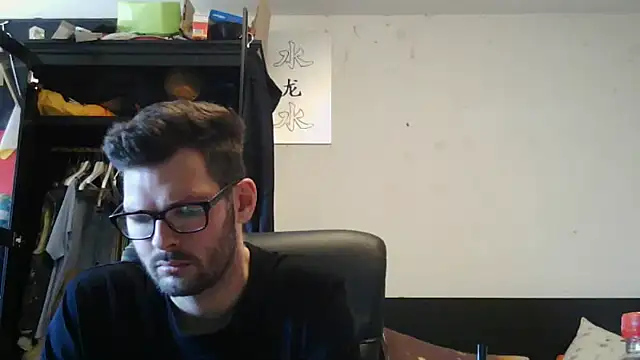 Snapshot of Die-geile-Sau chatting on 05/04/26, 01:18 Die-geile-Sau online show from 05/04/26, 01:18